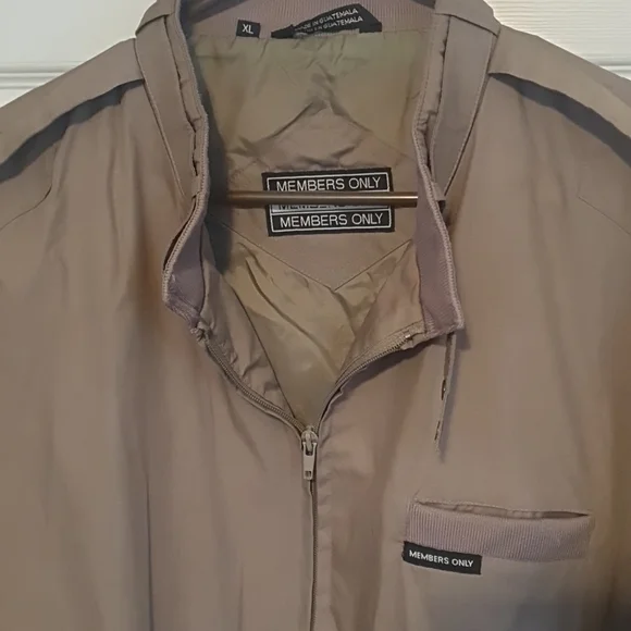 Members Only Jacket - Picture 3 of 7